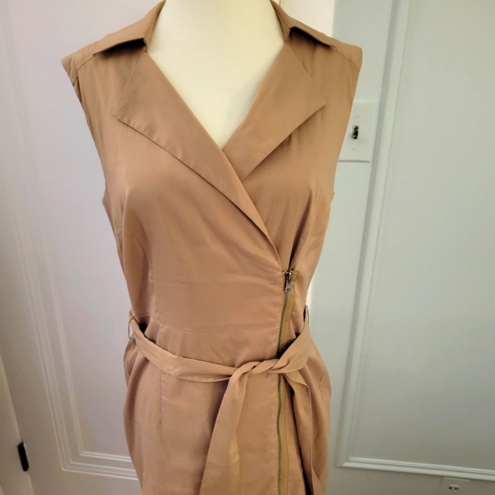 Ann Taylor size 4 khaki silk feel wrap dress